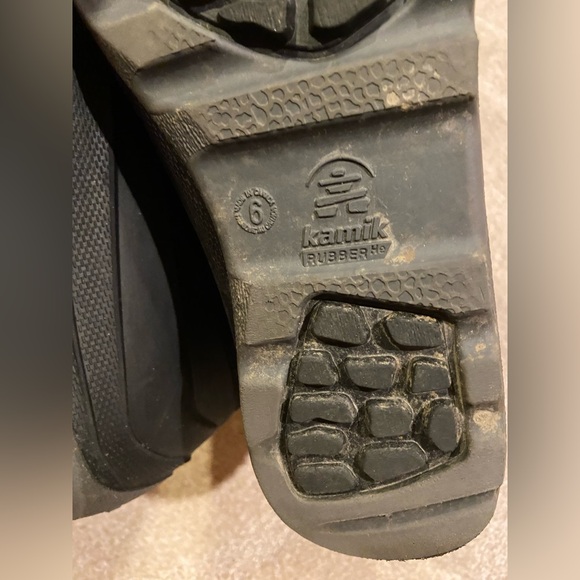 Kamik Waterproof Winter Boots Size 6 - Picture 9 of 12